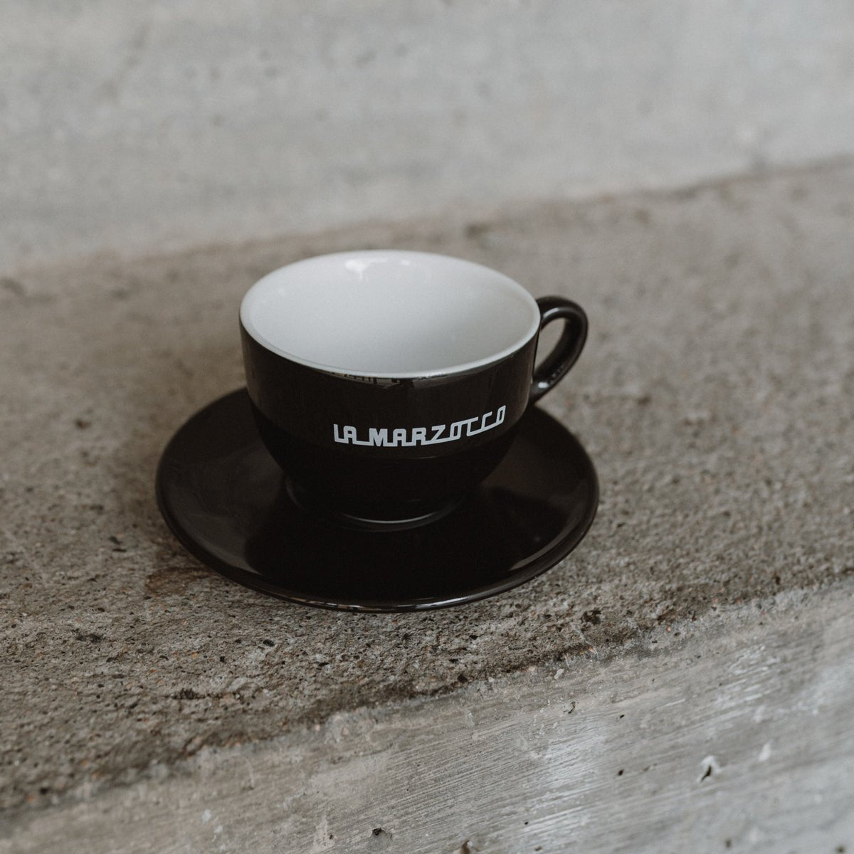 La Marzocco Linea sort cappuccinokopp - rRebel Coffee Works NO