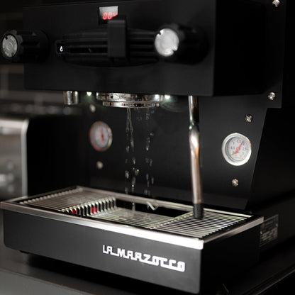 Linea Mini R Black - rRebel Coffee Works NO